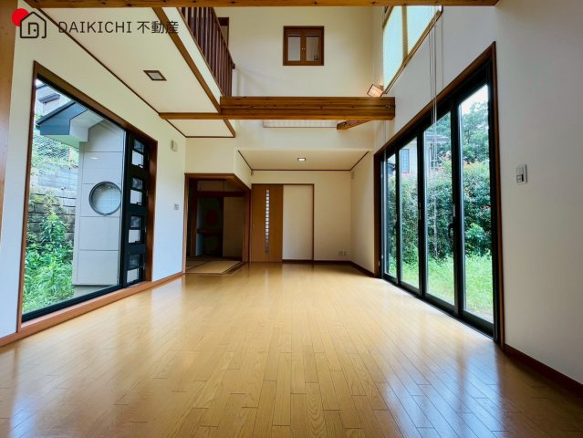 【居間・リビング】 | 日高市高萩　中古戸建