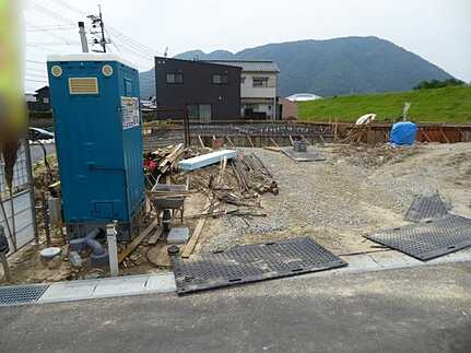 安佐北区深川１丁目の前面道路含む現地写真