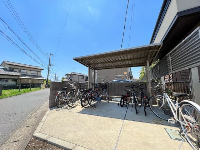 アムールのその他|駐輪場