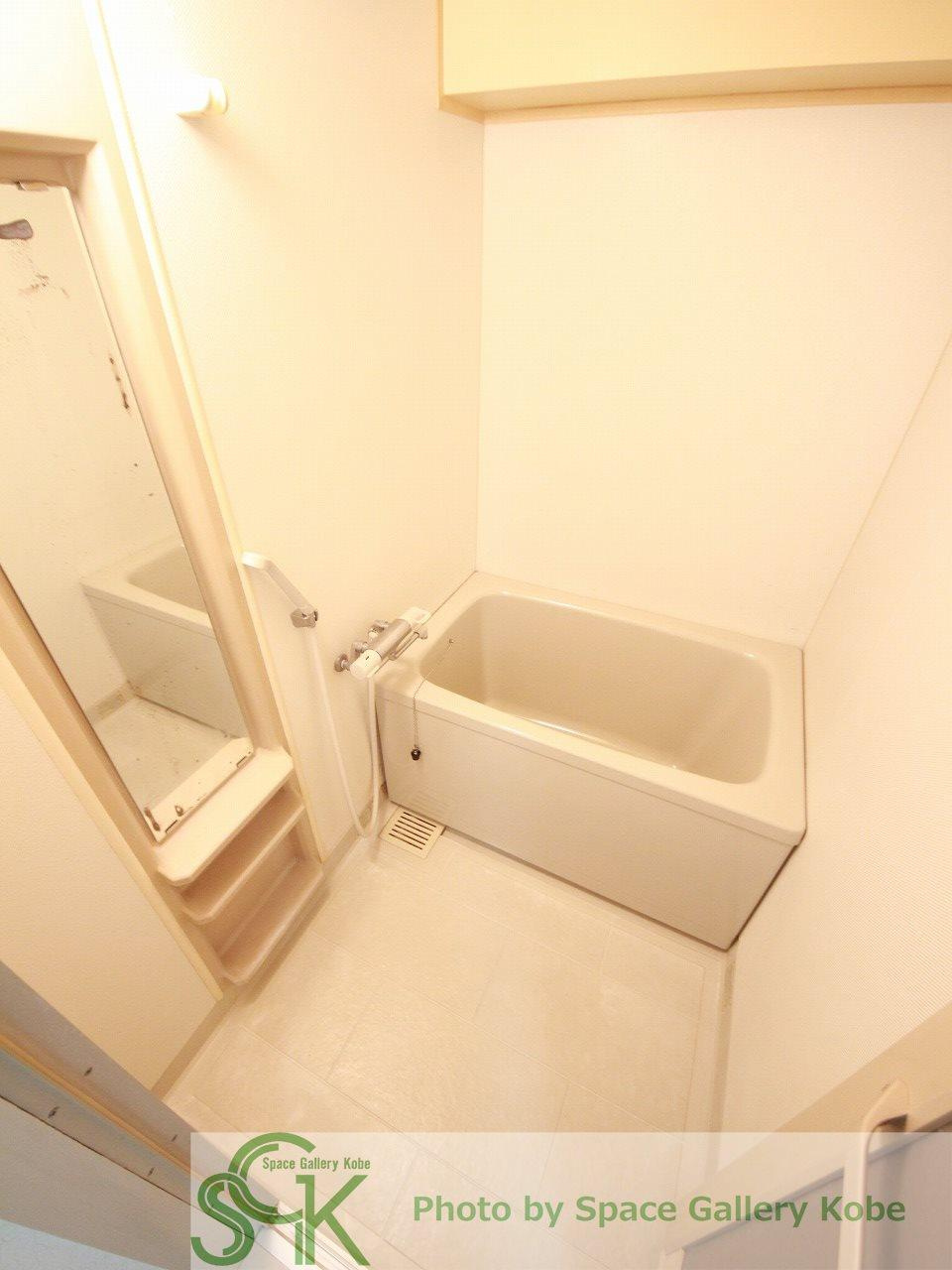 ガーデンハイツ桃山台　弐番館の浴室|※お部屋によって仕様・色味が異なる場合があります