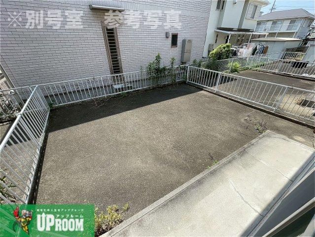 シャトル泉の庭