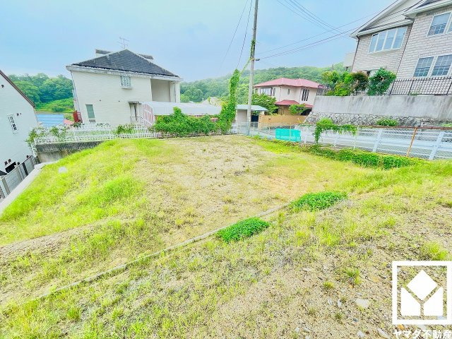 西宮市仁川町６丁目の外観|シンプルで飽きのこない、暮らしに余白をもたらす理想の家を建てられる一区画です。