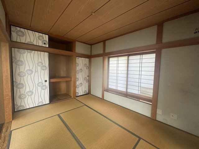 日野市川辺堀之内１８０－３の和室