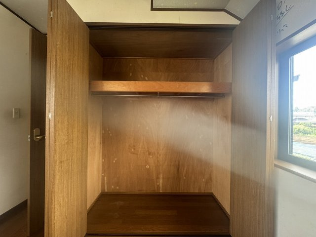 日野市川辺堀之内１８０－３の収納
