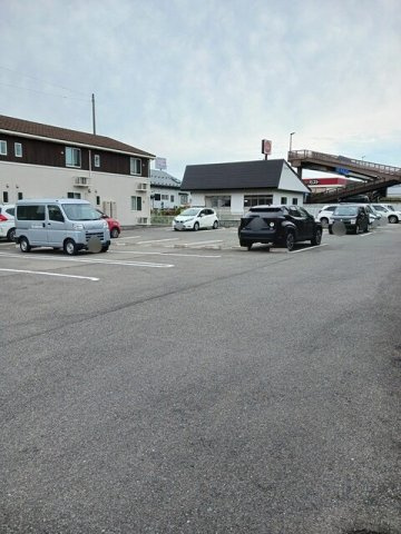 スカイパレスＡの駐車場
