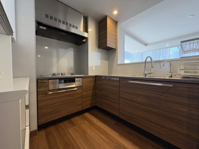 グランドメゾン新梅田タワー THE CLUB RESIDENCEのキッチン