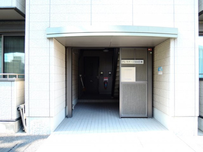 【エントランス】 | プレステージ日向B棟