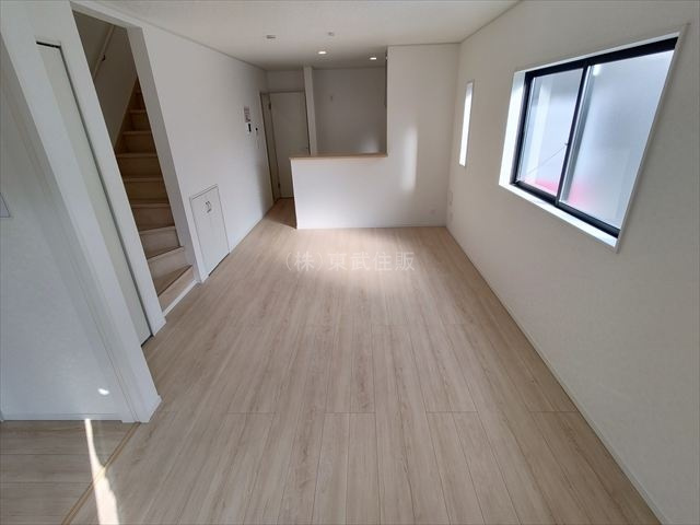 【居間・リビング】の画像