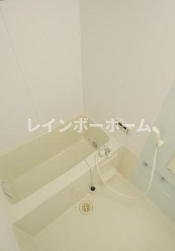 ハイツ　ハピネスの浴室
