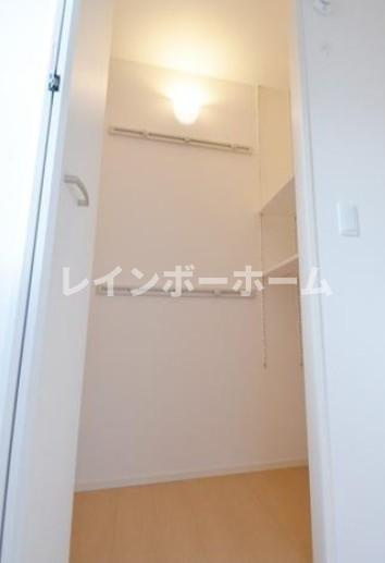 ハイツ　ハピネスの収納