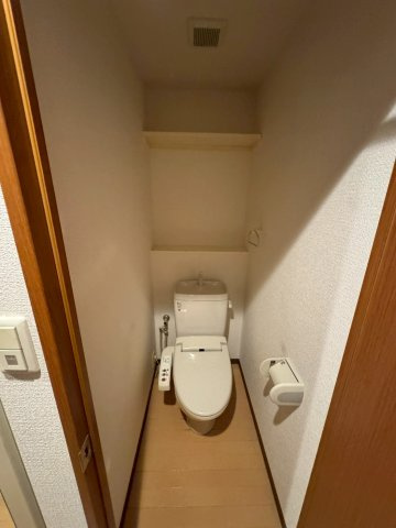 ダイドーメゾン大阪堂島のトイレ|コンパクトで使いやすいトイレです