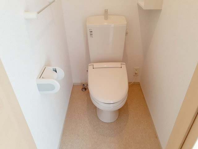 ベル・ソレイユのトイレ|落ち着いたトイレです