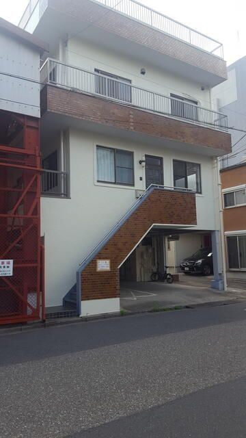 エレガンスビルの外観