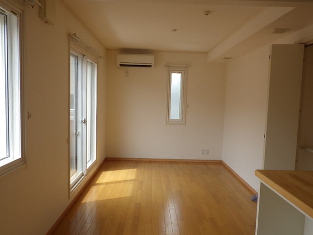 練馬区関町東２丁目のアパートの居間・リビング|※写真は同タイプ住戸です