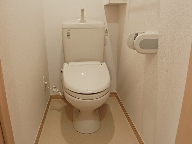 サンリットララのトイレ|コンパクトで使いやすいトイレです