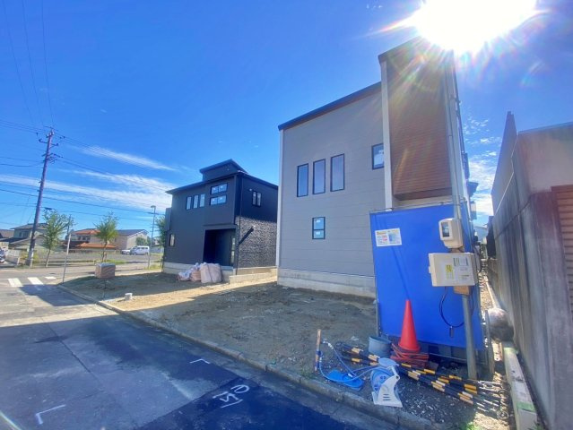 【前面道路含む現地写真】 | 知多市つつじが丘3丁目　1号棟【仲介手数料0円】