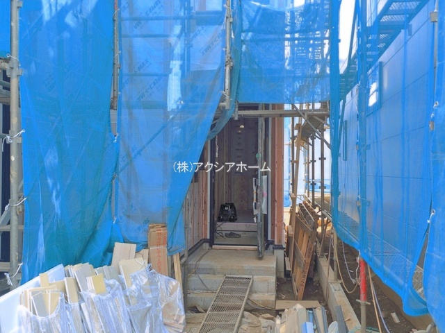 所沢市小手指南3丁目・全3棟　新築一戸建　1号棟の玄関|2026年7月16日撮影