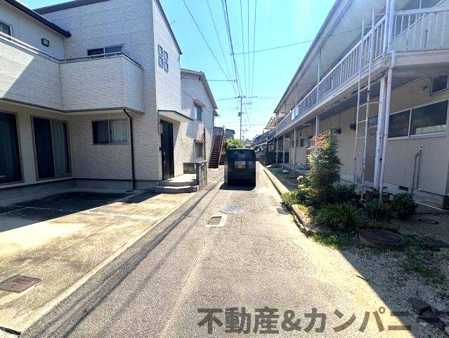 中村4丁目の中古戸建の前面道路含む現地写真|前面道路含む現地写真です