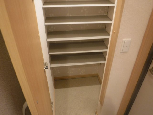 サウスコートの玄関|他のお部屋の参考写真となります。