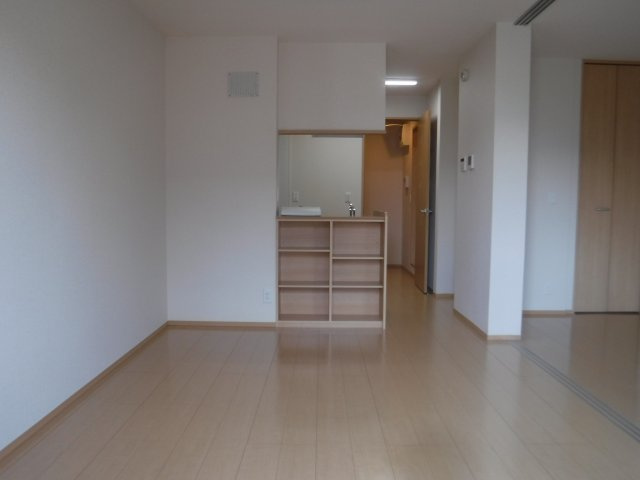 サウスコートの居間・リビング|他のお部屋の参考写真となります。