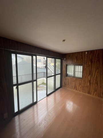兵庫区熊野町5丁目貸家の居間・リビング