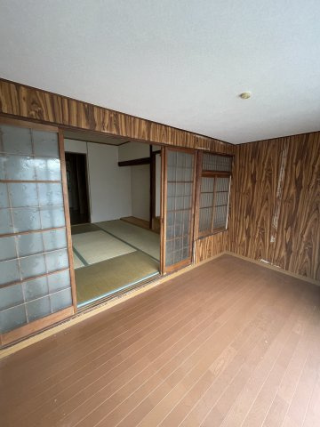兵庫区熊野町5丁目貸家の居間・リビング