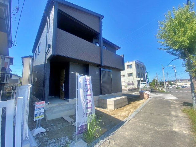 【前面道路含む現地写真】 | 知多市つつじが丘3丁目　2号棟【仲介手数料0円】