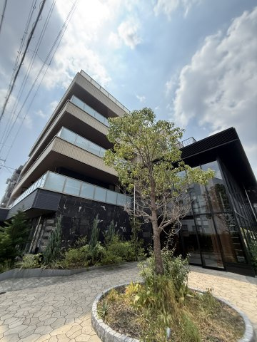 シークリサンス西岡本の画像