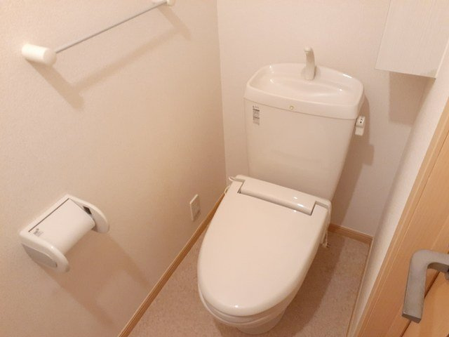 メゾン　ドゥーズのトイレ|シンプルで使いやすいトイレです