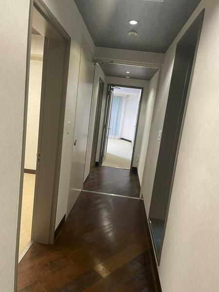 麻布ヒルサイドテラスの玄関