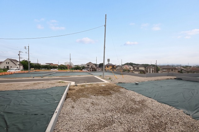 【前面道路含む現地写真】 | 現地見学やご案内は、周辺環境と合わせてエリアの特性を存分にお伝えできるような思いでに残るご案内に努めます☆彡