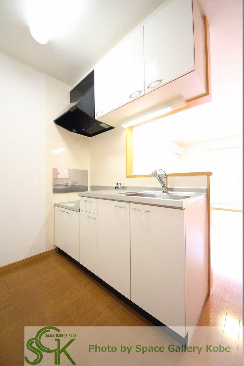 レインボーズヒルⅡのキッチン|※お部屋によって仕様・色味が異なる場合があります
