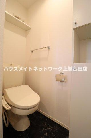 Ａｚｎａｂｌｅ Ａのトイレ|温水洗浄暖房便座