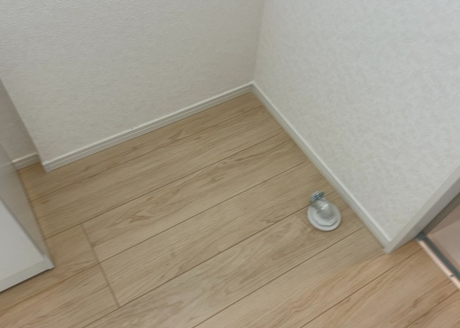 【発電・温水設備】 | 省エネ給湯器とは従来型の給湯器より熱効率が高く、少ない燃料でたくさんのお湯を沸かすことが出来る高効率な給湯器のことを指します。また、省エネ給湯器には種類があり、利便性や効果なども様々です。
