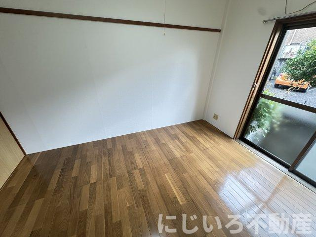 ハイツマーチⅠの居間・リビング