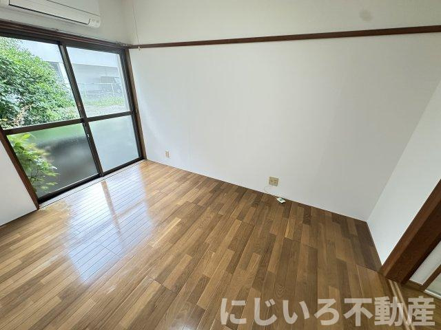 ハイツマーチⅠの居間・リビング