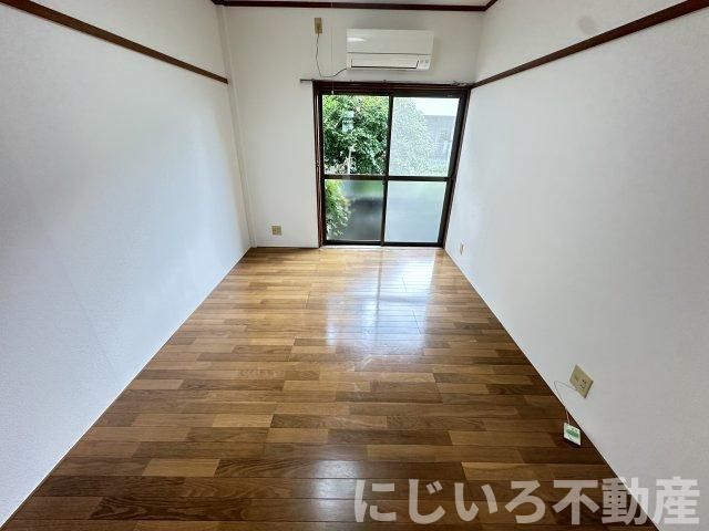 ハイツマーチⅠの居間・リビング