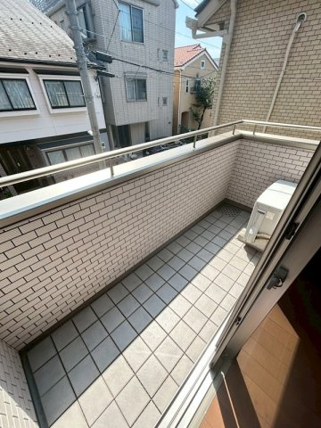 中丸子戸建て賃貸 D棟のバルコニー