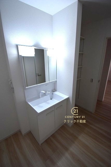 ケイアイフィット　水戸市本町　4期 　限定1棟！の独立洗面台|洗面台は洗練されたシンプルなデザインでお手入れも楽です。