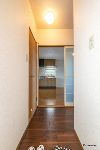 ハイカムール栗の実の玄関