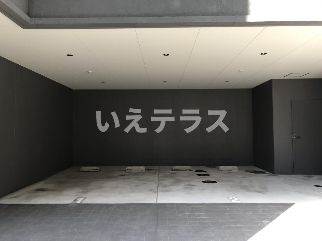 グランビスタ新神戸の駐車場