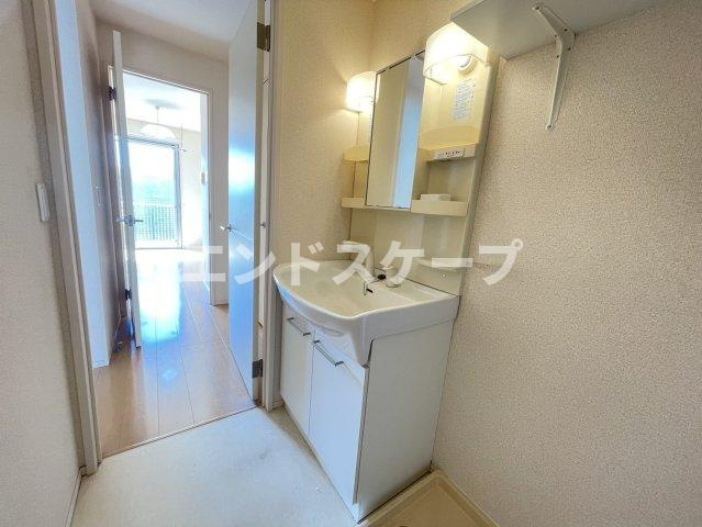 ロイヤルガーデン岡之郷　Ａの洗面所|高崎、前橋、伊勢崎エリアのお部屋探しはエンドスケープまで！お客様の理想お聞かせ下さい♪