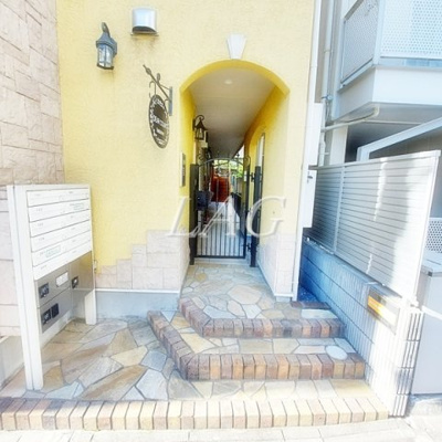 【エントランス】 | Dear Court 池袋 | エントランスです。