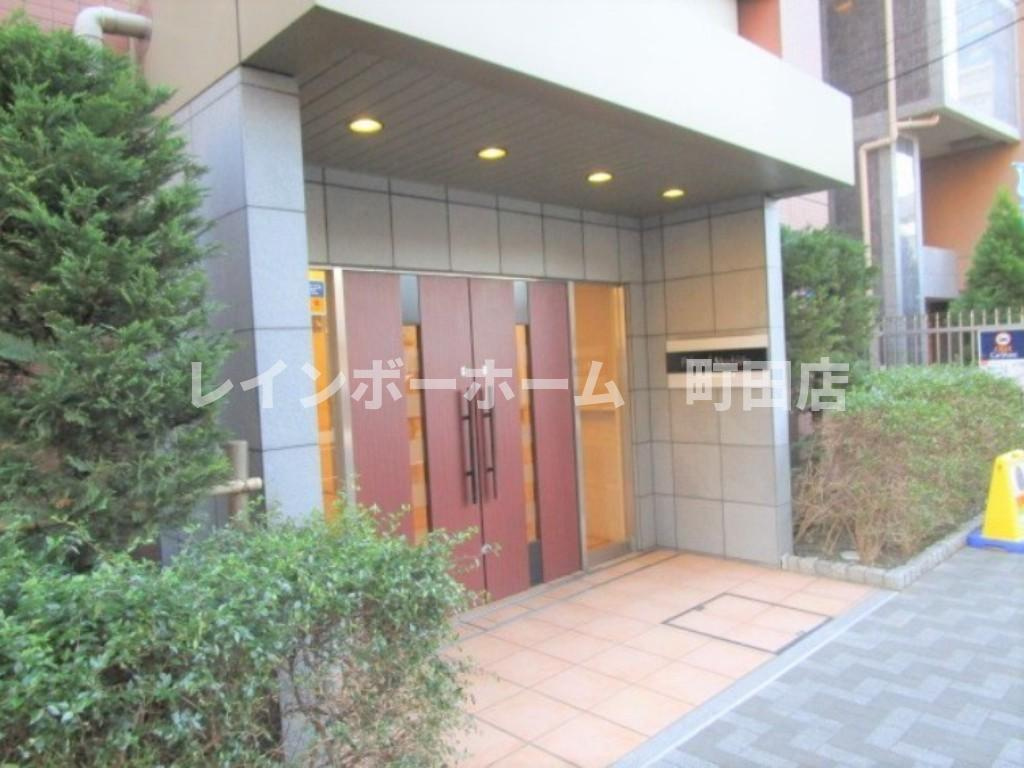 Ｐｒｉｍａｌ　Ｍａｃｈｉｄａ※初期費用分割あと払いサービス利用可能物件のエントランス