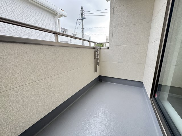 宜野湾市嘉数（全8棟）C号棟のバルコニー|C号棟　インナーバルコニー♪