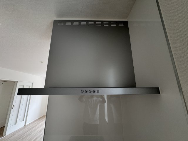 宜野湾市嘉数（全8棟）C号棟のキッチン|C号棟　お手入れしやすい換気扇♪