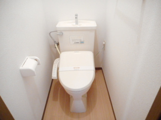 【トイレ】 | 日之出第一秋新ハイツ | 同物件・別部屋（参考写真）
