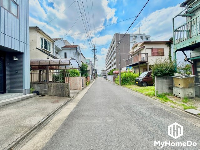 北区天道町　1期　の前面道路含む現地写真