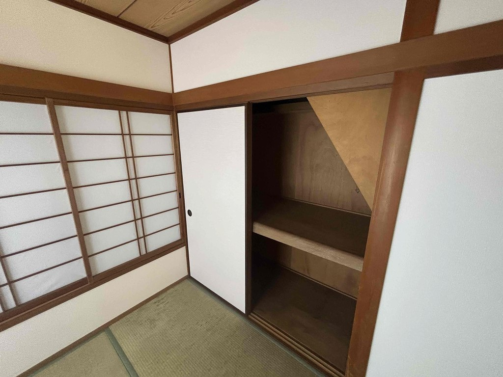 塩屋台3丁目戸建の収納