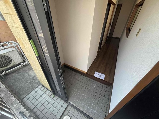 塩屋台3丁目戸建の玄関